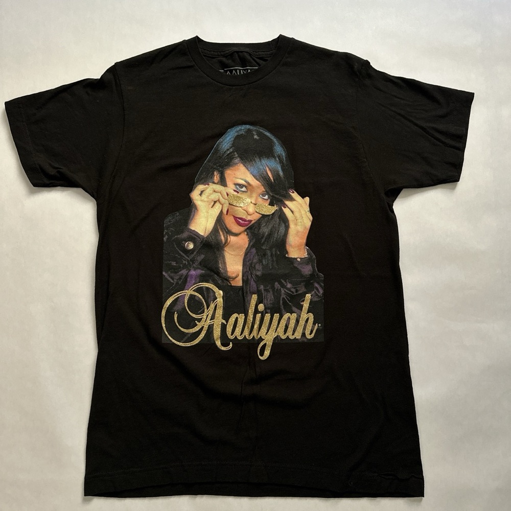 Aaliyah t shirt